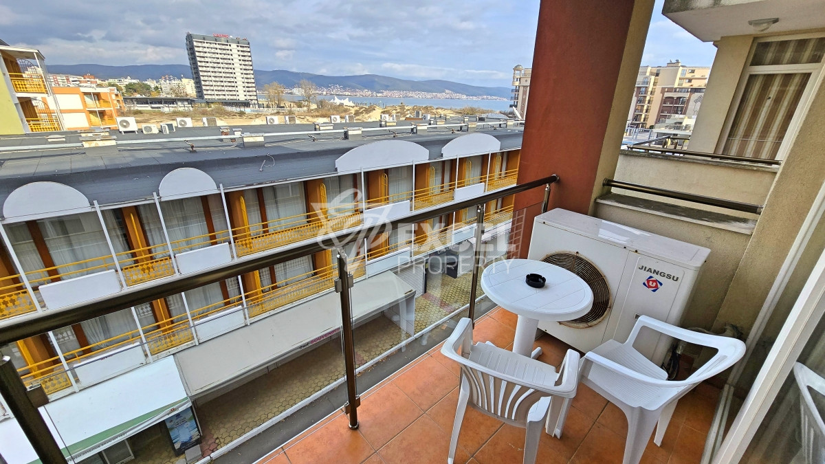 Обзаведен двустаен апартамент на метри от морето в Слънчев Бряг