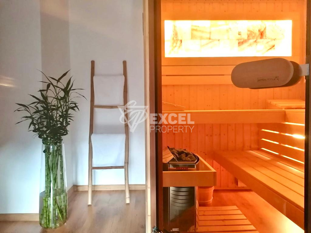 Луксозен двустаен апартамент със собствена СПА стая с джакузи и сауна