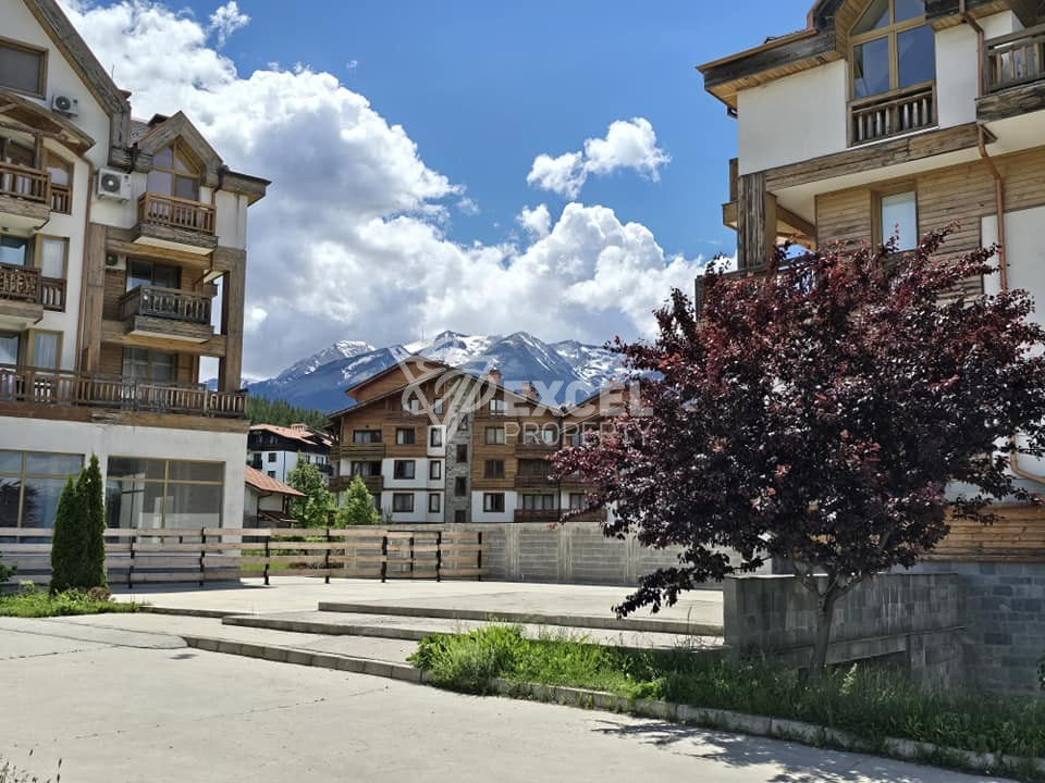 Тристаен апартамент завършен до ключ за продажба в St John Park, Банско