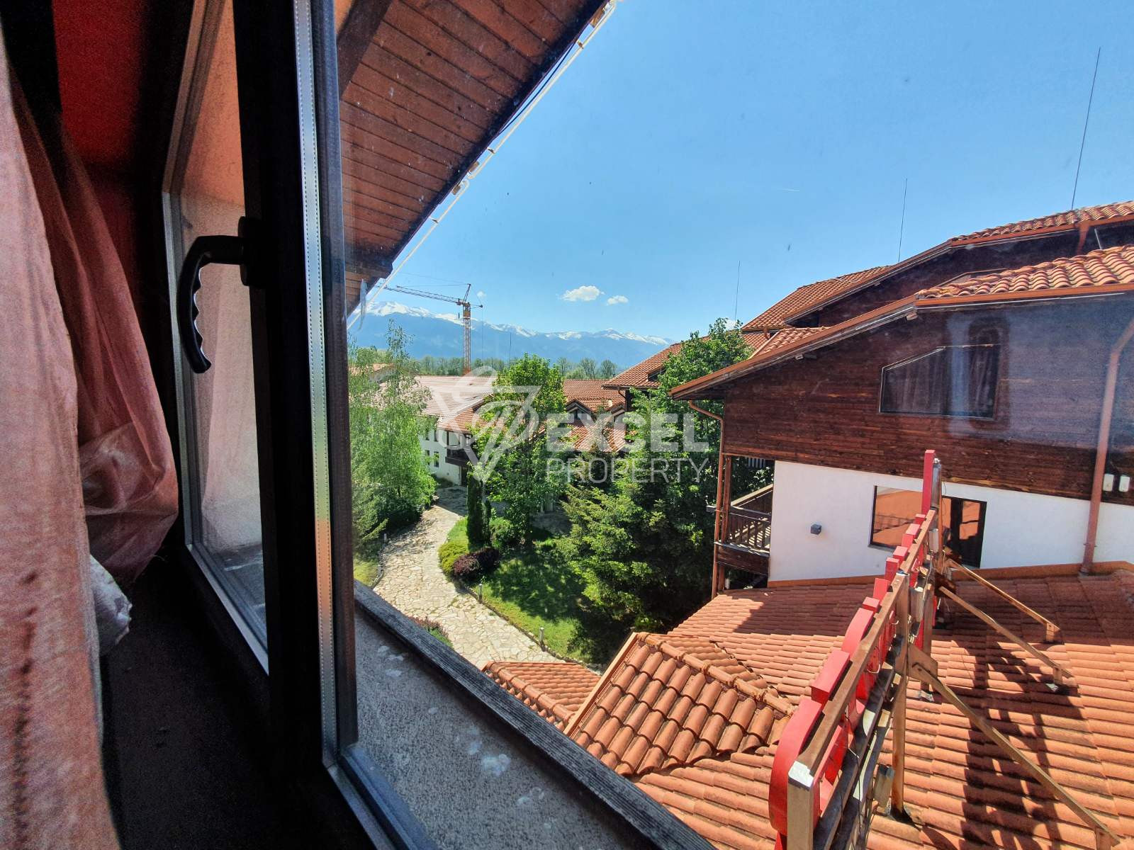 Апартамент с прекрасна гледка към Пирин между Банско и село Баня