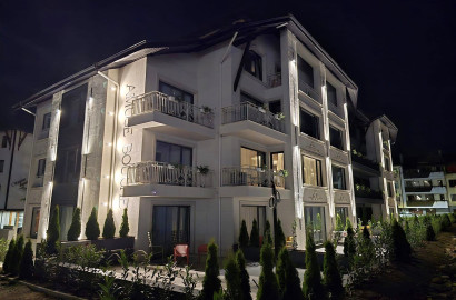 AMUSE BOUCHE by Skabrin двустаен апартамент за продажба в емблематична сграда в Банско