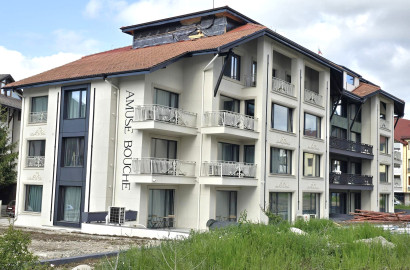 AMUSE BOUCHE by Skabrin двустаен апартамент за продажба в емблематична сграда в Банско