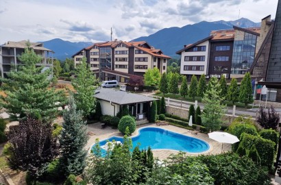 South Two bedroom apartment for sale in the Aspen Suites complex, Razlog area