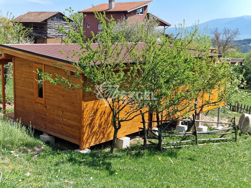Нова, ЕКО къща за продажба в село Добърско на 20 км от Банско