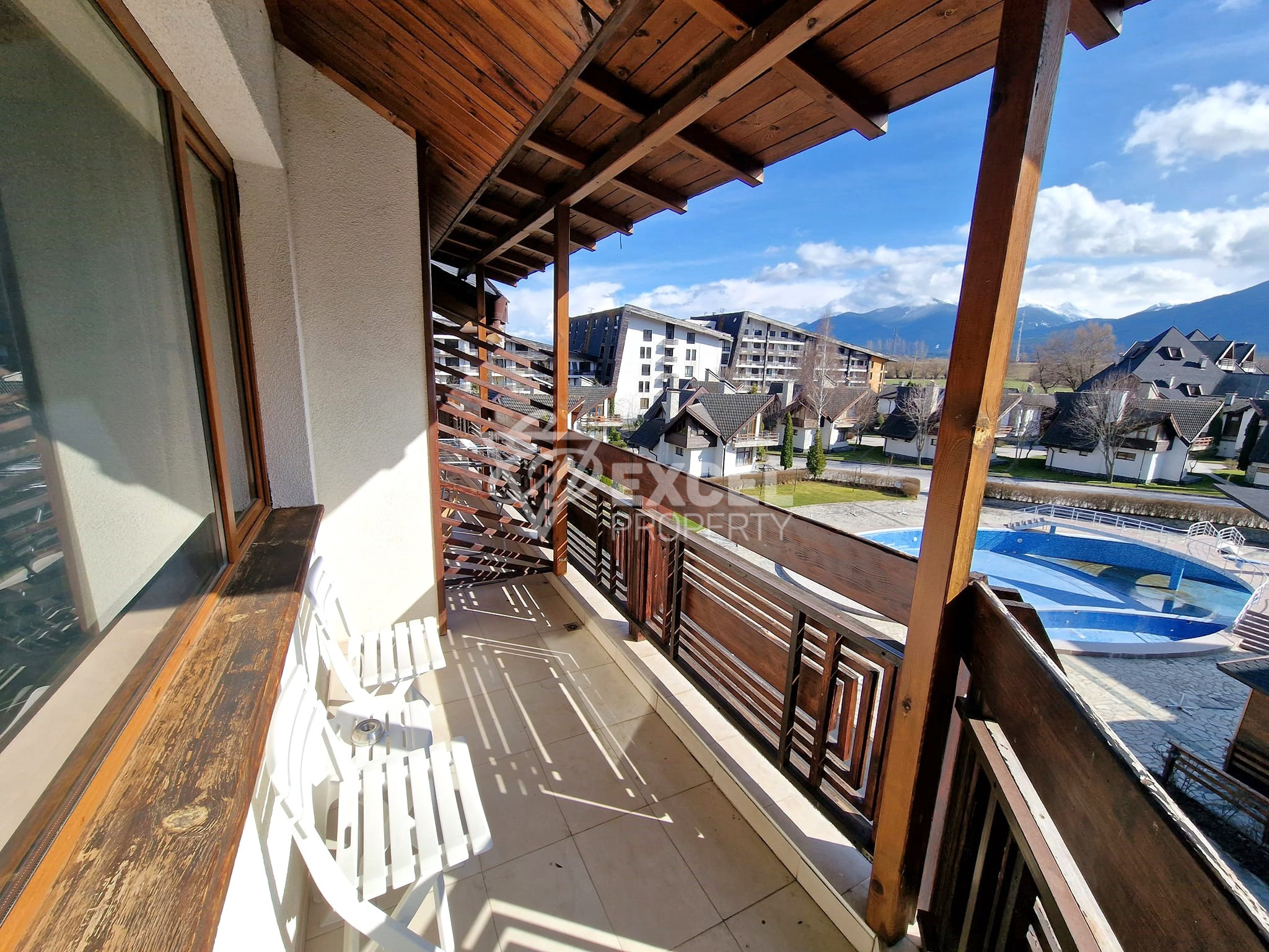 Redenka Holiday Club: двустаен апартамент с южно изложение и красива планинска гледка за продажба до Банско и Разлог