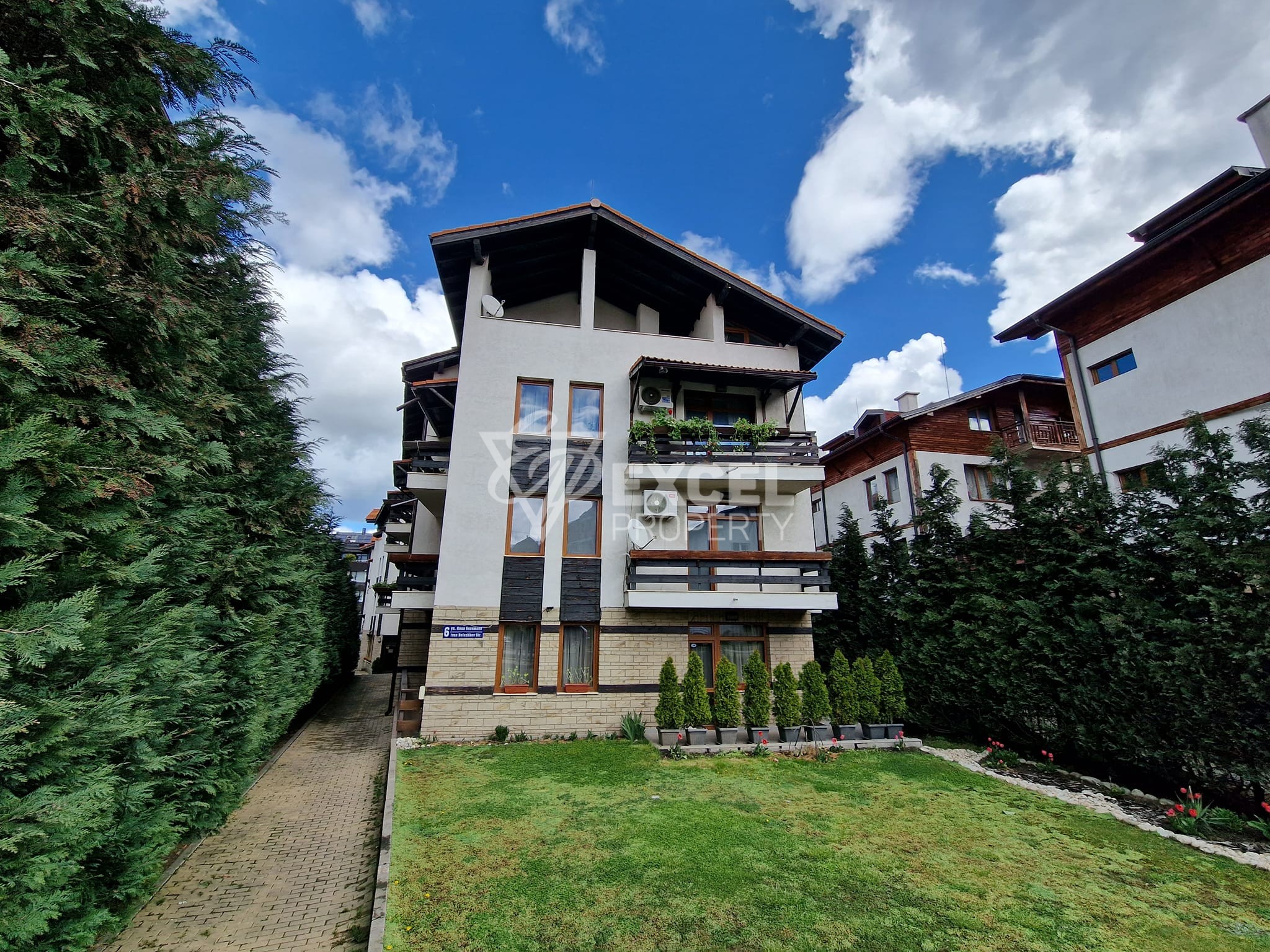 One-bedroom apartment in a residential building for sale in Bansko next to Lucky Hotel