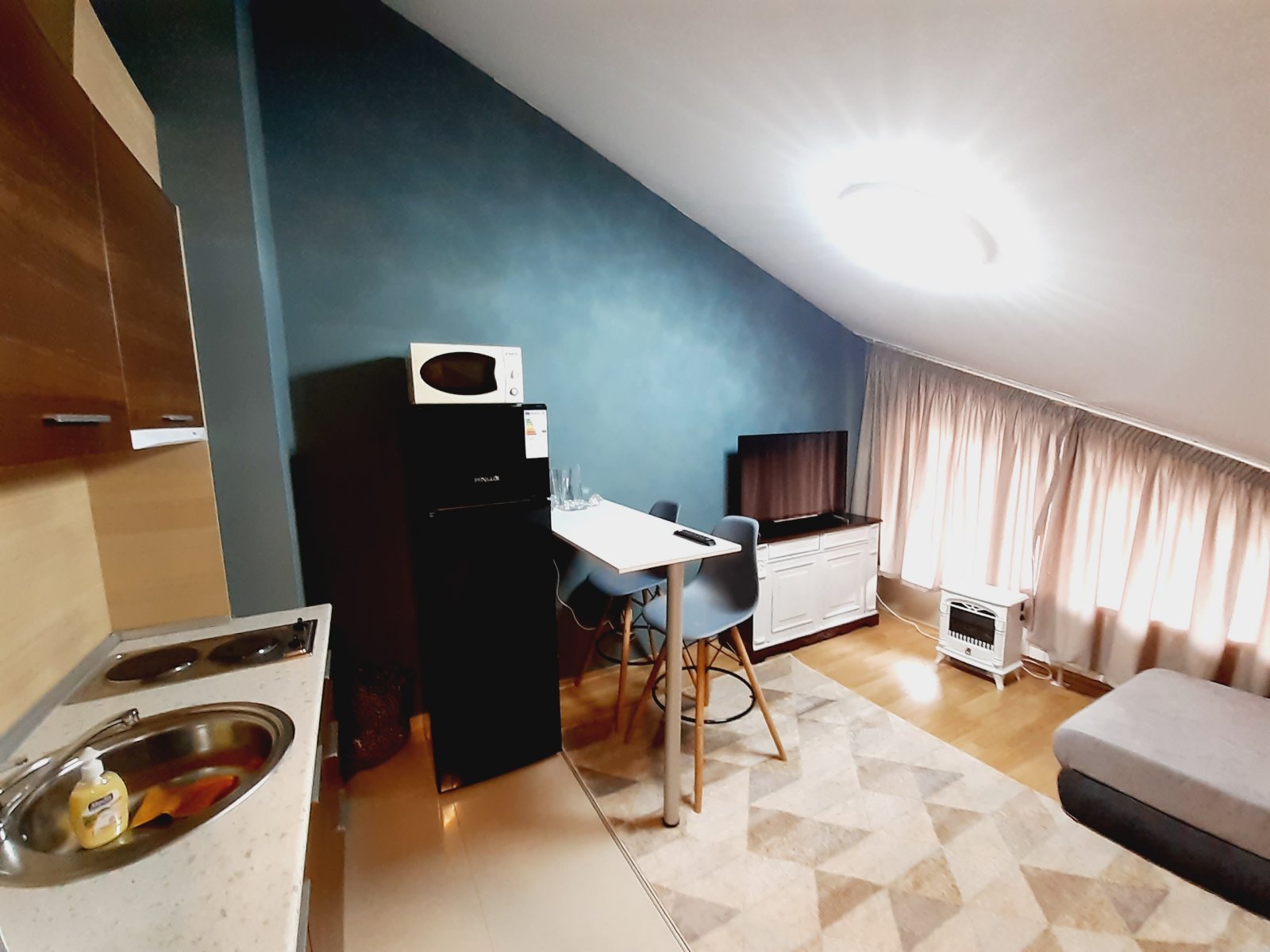 Ски зона, Банско: Маломерен двустаен апартамент с ниска такса поддръжка