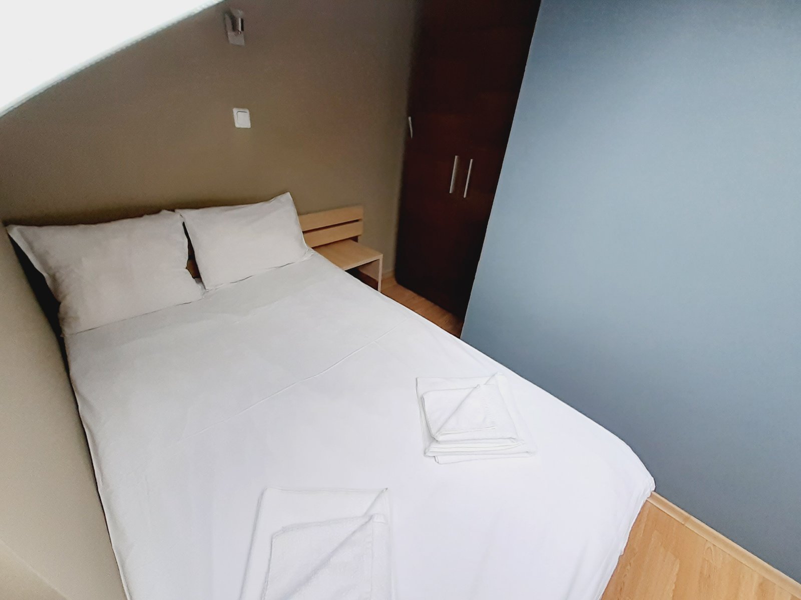Ски зона, Банско: Маломерен двустаен апартамент с ниска такса поддръжка