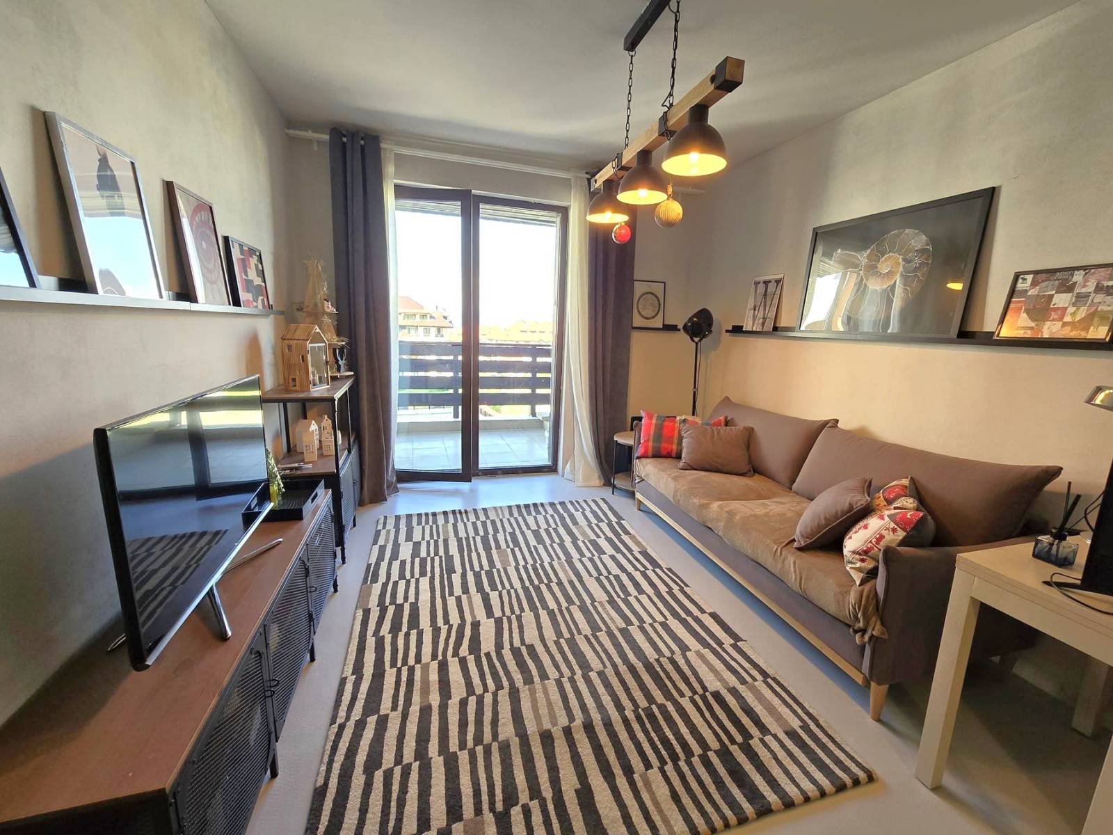 Уютен двустаен апартамент с модерно обзавеждане в комплекс Casa Karina, Банско
