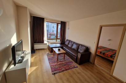 Тристаен апартамент за целогодишно ползване за продажба в Банско