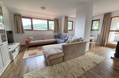 Уникален тристаен апартамент с фронтална гледка към Тодорка за продажба в Банско