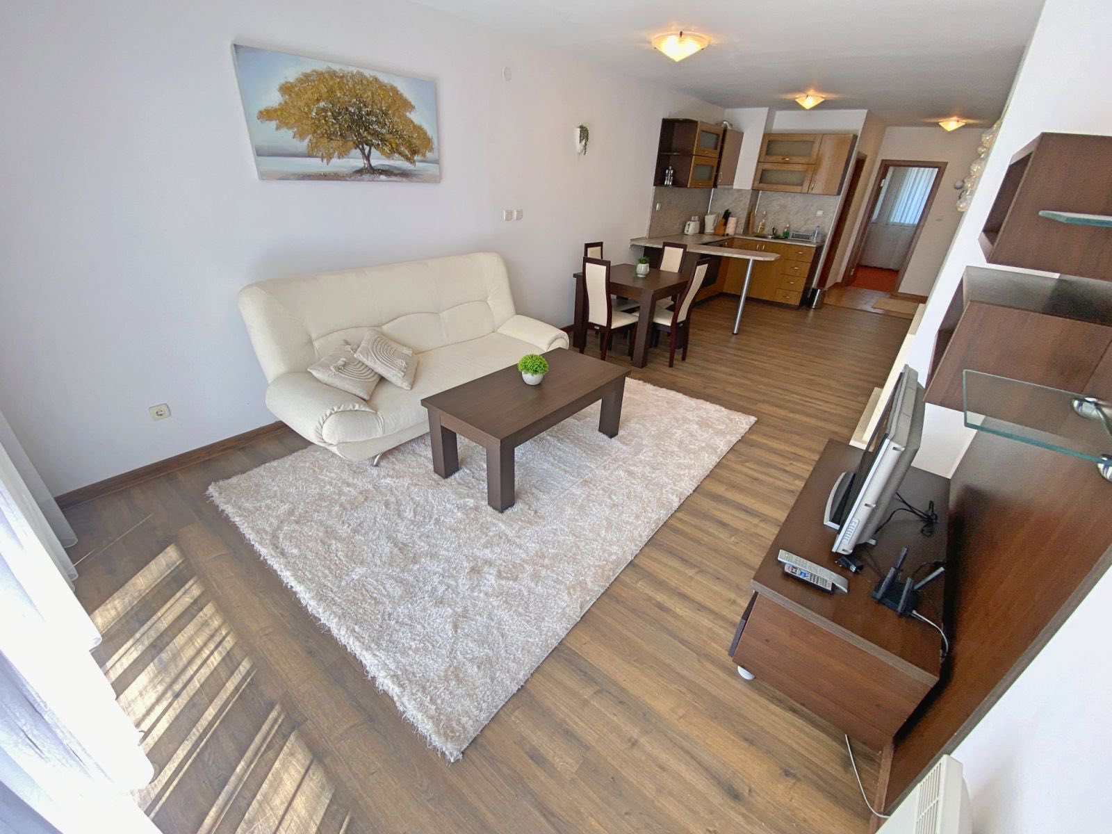 Банско: Изгоден двустаен апартамент за продажба до хотел White Lavina