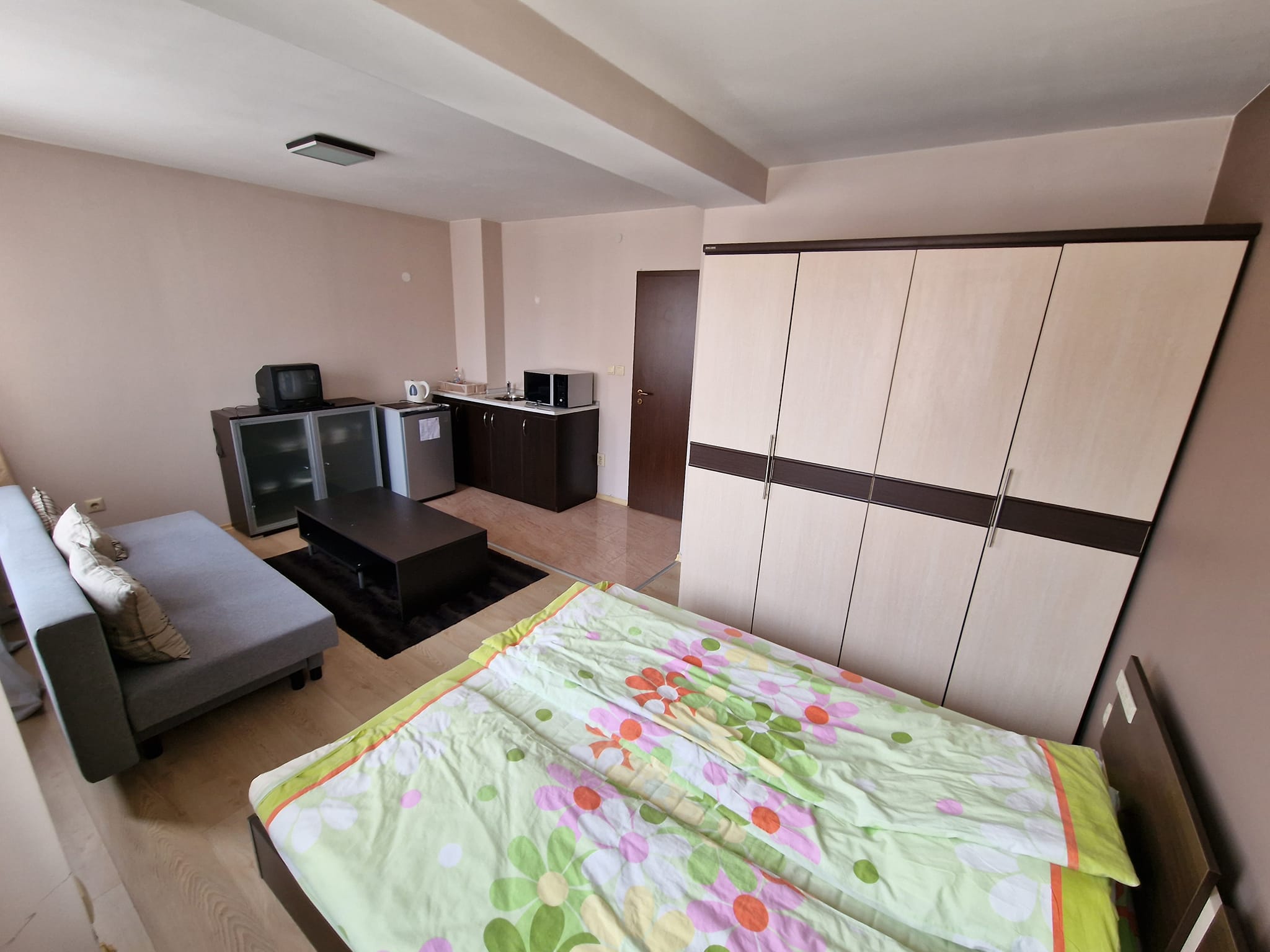 Bansko: Furnished studio in a residential building with a low maintenance fee