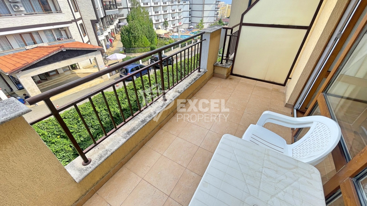 Обзаведено студио за продажба в Свети Влас, с частична гледка море