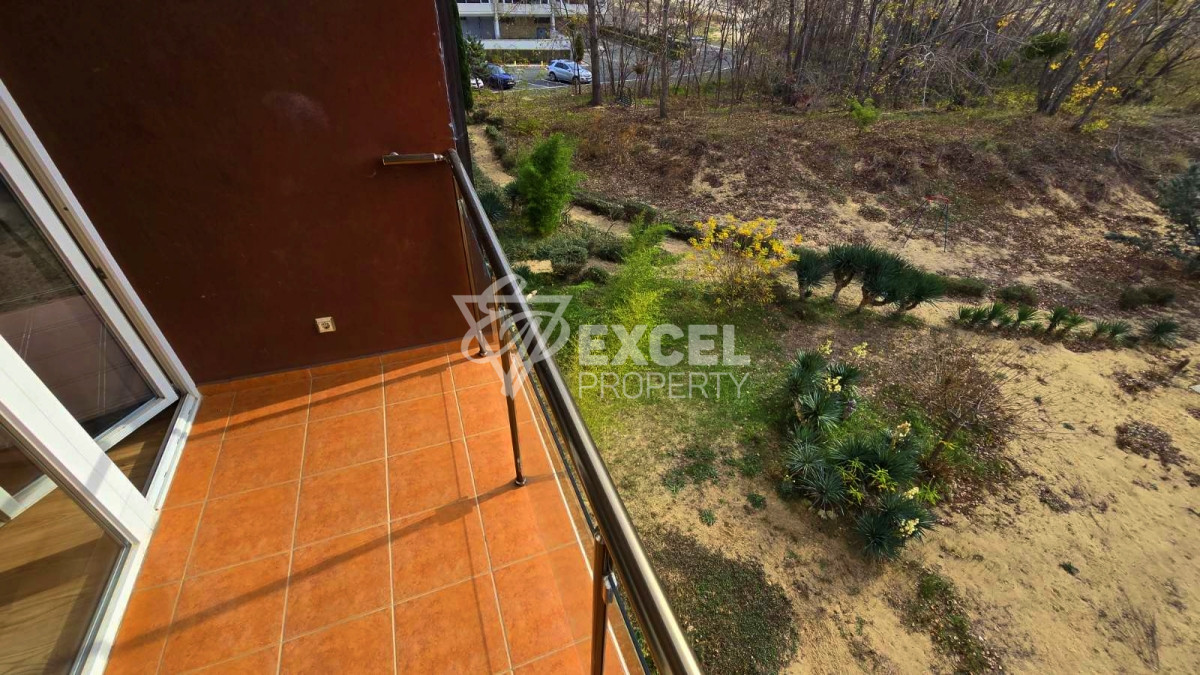 Тристаен апартамент на първа линия в Слънчев бряг – до дюните и морето