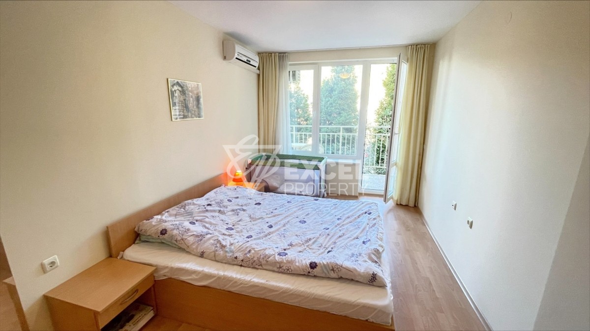 Обзаведен, двустаен апартамент в комплекс Империал Форт Клуб.