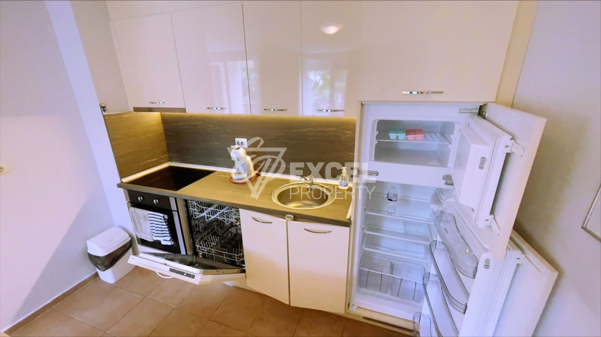 Несебър Форт Нокс - прекрасен, двустаен апартамент на партера