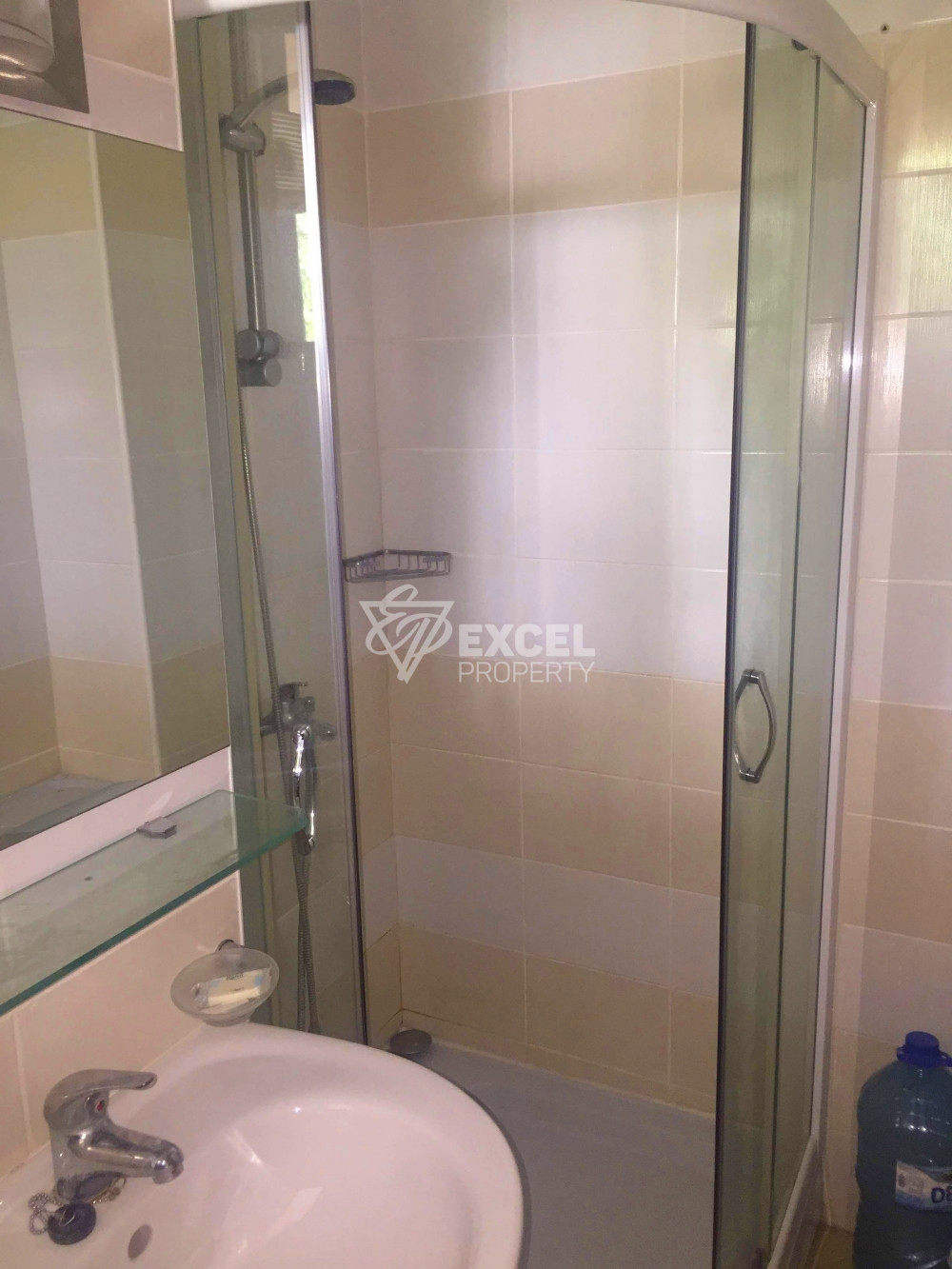 Обзаведен тристаен апартемнт в Слънчев бряг в комплекс Поло Резорт