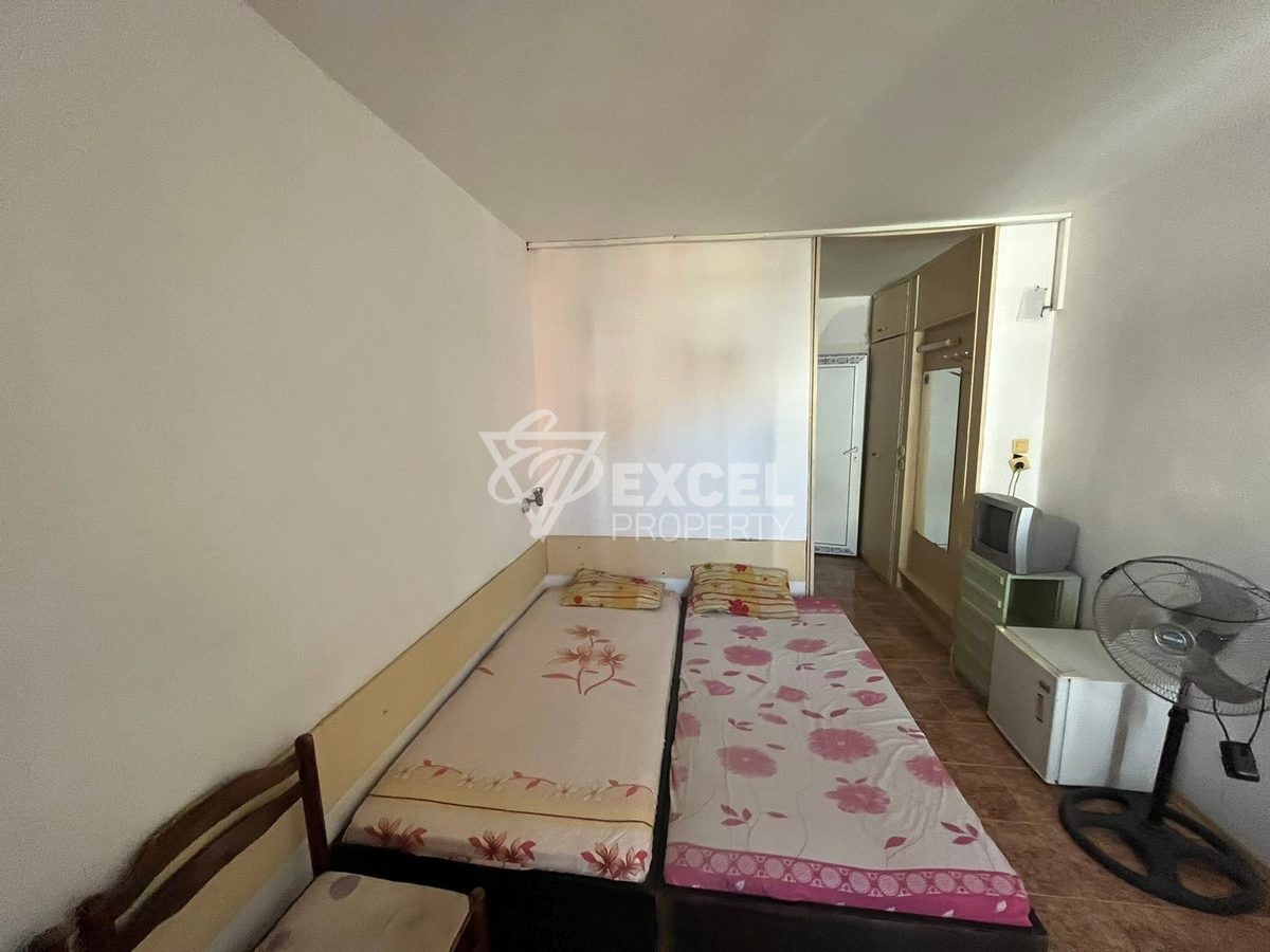 Студио, без такса поддръжка!