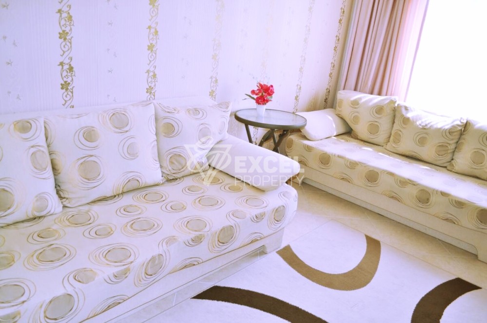 Тристаен имот с мебели в района на Какао Бийч, Слънчев Бряг